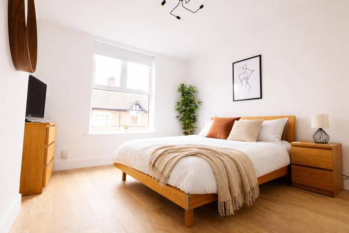 Holiday home for 6 people, with Hot tub in Norwich