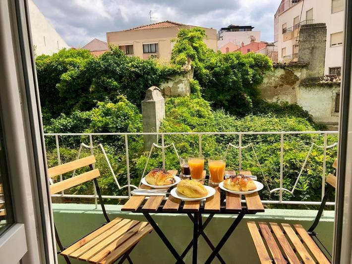 Apartamento de férias para 4 pessoas, com varanda e vista em Torres Vedras