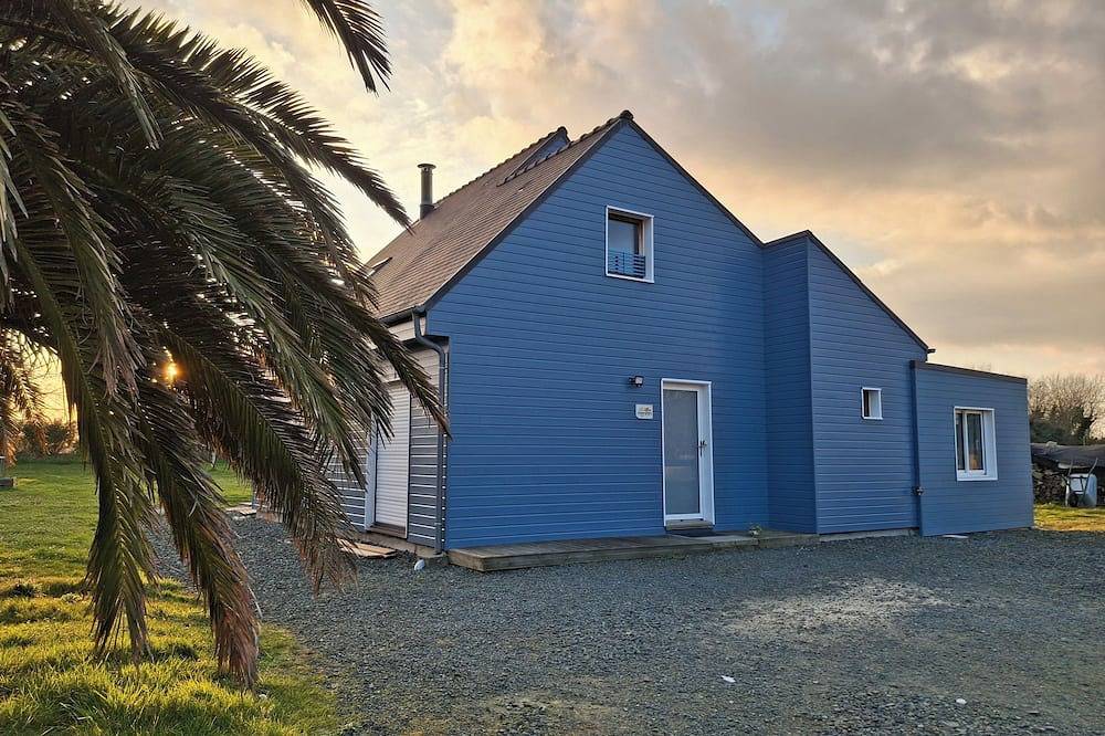 Maison 5 chambres, jardin clos,  à 15mn a pieds de la  plage  .Animaux acceptés in Plobannalec-Lesconil, Côte de Cornouaille