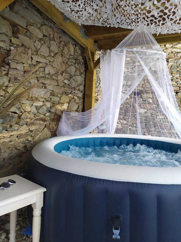 Gîte pour 2 personnes, avec jardin et jacuzzi dans le Tarn - 2
