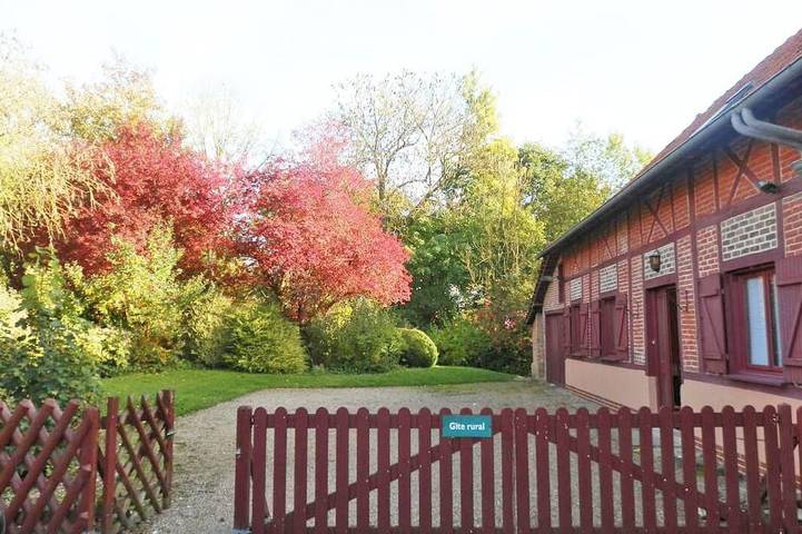 Location de vacances pour 6 personnes, avec Terrasse et Jardin à Mesnières-en-Bray