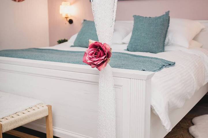 Ganze Wohnung, Souterrain, Beautifully designed apartment To enjoy time out, next to and nature in Bad Aibling, Landkreis Rosenheim