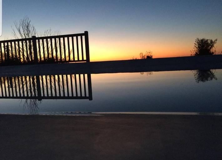 Location de vacances pour 8 personnes, avec piscine ainsi que terrasse et vue à Bors-de-Montmoreau