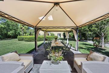 Casa Vacanza per 12 Persone in Lucca, Colline Lucchesi, Foto 4