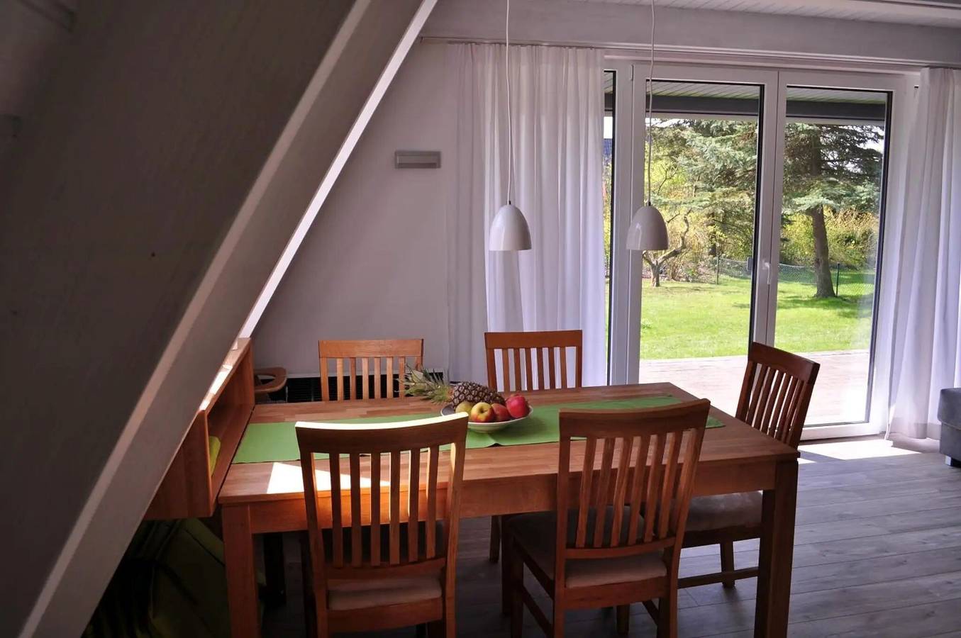 Casa de vacaciones 'Meinhaus-damp' con terraza, jardín y wifi in Ostseebad Damp, Damp