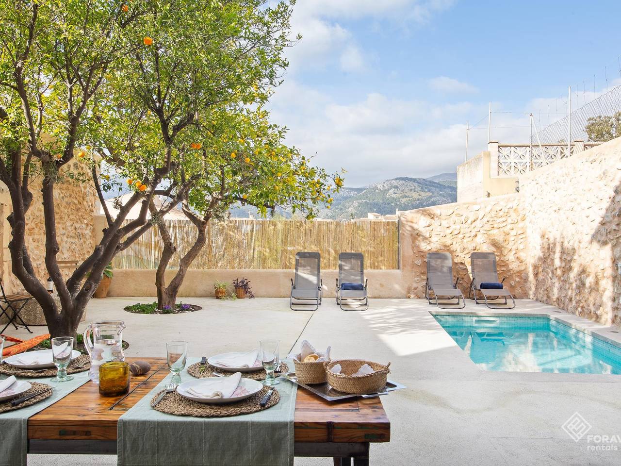 Cas Sovis - Beautiful town house with pool and terrace in Campanet in Campanet, Majorca Center