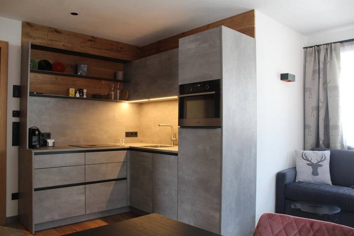 Ganze Ferienwohnung, Appartement/Fewo, Dusche, Wc, Balkon in Waidring, Chiemgauer Alpen