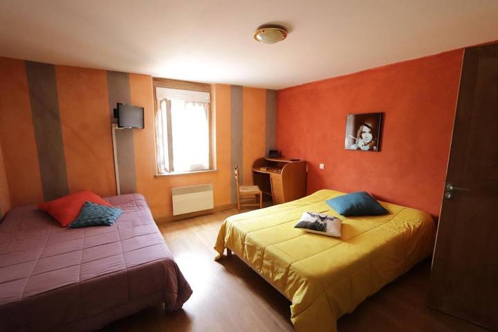Hôtel pour 3 personnes, avec terrasse