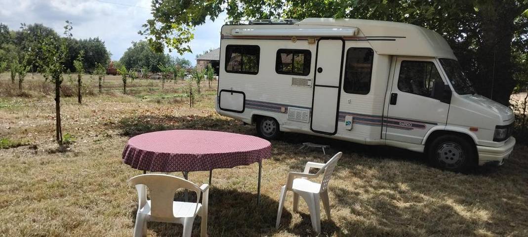 Camping pour 3 personnes, avec jardin ainsi que terrasse et vue - 1