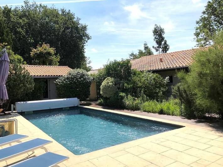 Casa de vacaciones para 8 personas, con jacuzzi además de jardín y piscina - 1