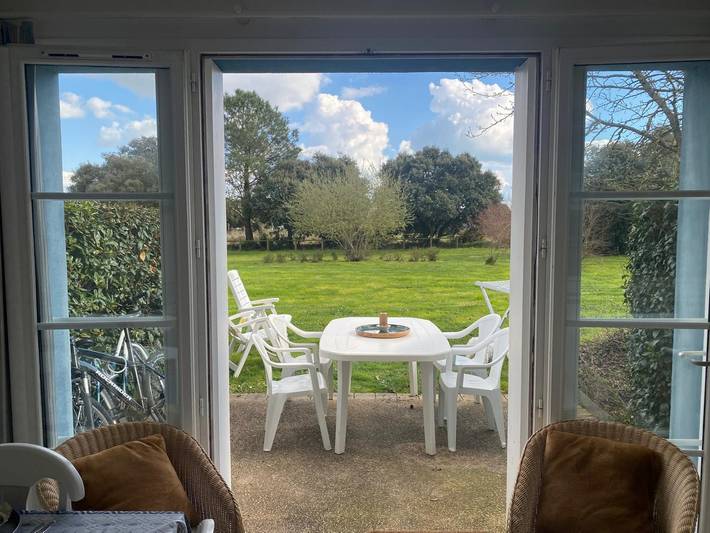 Gîte pour 6 personnes, avec piscine ainsi que terrasse et jardin, animaux acceptés à Talmont-Saint-Hilaire - 2