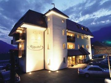 Hotel für 2 Personen, mit Balkon und Whirlpool sowie Garten in Schenna