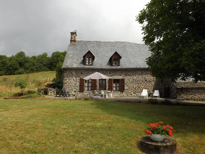 Location de vacances pour 6 personnes, avec Jardin à Méallet