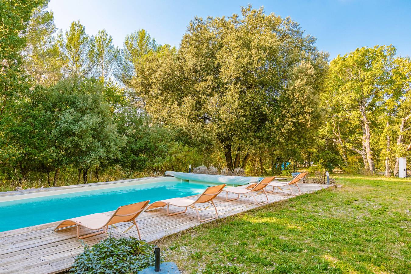Villa „Bignone“ mit privatem Pool, privater Terrasse und Wlan in Régusse, Brignoles Region