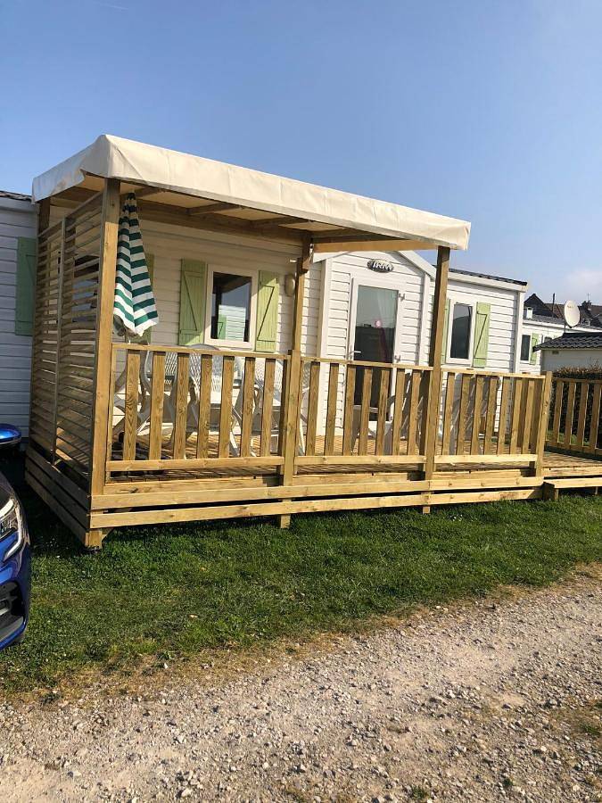 Camping pour 6 personnes, avec Terrasse