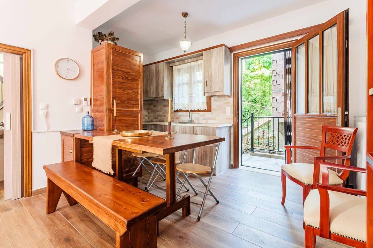 Appartement entier, Stemnitsa Stone Residence - Cosy Mountain Escape in Stemnitsa, Trikolonoi