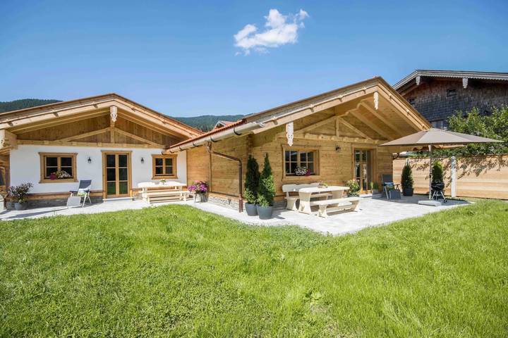 Bauernhaus für 4 Personen, mit Terrasse und Garten sowie Sauna