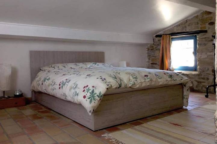 Location de vacances pour 4 personnes, avec jardin et terrasse à La Caunette - 2