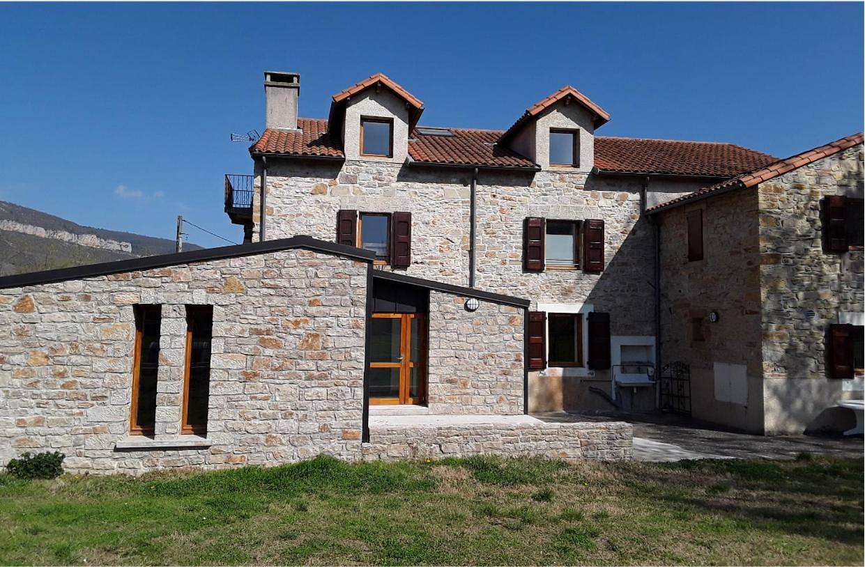 Auberge de jeunesse Hi Millau La Maladrerie in Millau, Parc naturel régional des Grands Causses