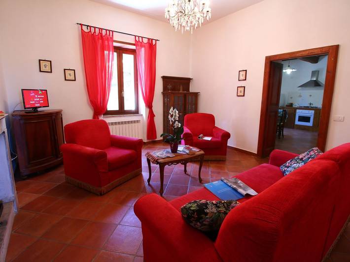 Gîte pour 5 personnes, avec terrasse ainsi que jacuzzi et piscine, animaux acceptés à Gualdo Cattaneo - 3