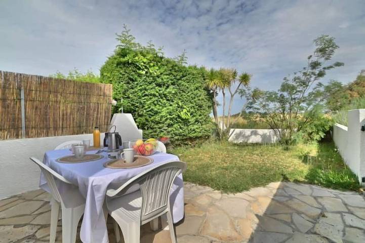 Gîte pour 3 personnes, avec jardin dans Port du Douhet