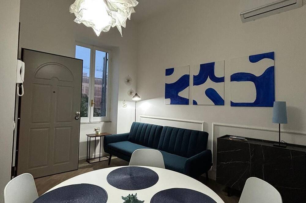 Entire apartment, The House of Alice Blu Mare in Neptune in Nettuno, Rome Province
