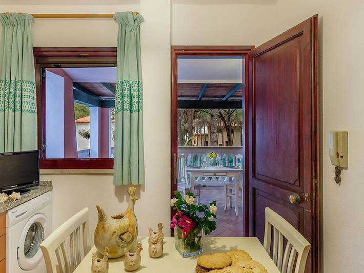 Location de vacances pour 6 personnes, avec terrasse et balcon/terrasse à Cala Liberotto - 4