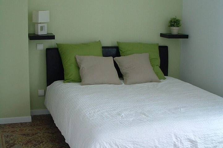 Location de vacances pour 12 personnes, avec terrasse et jardin à Pennautier - 2