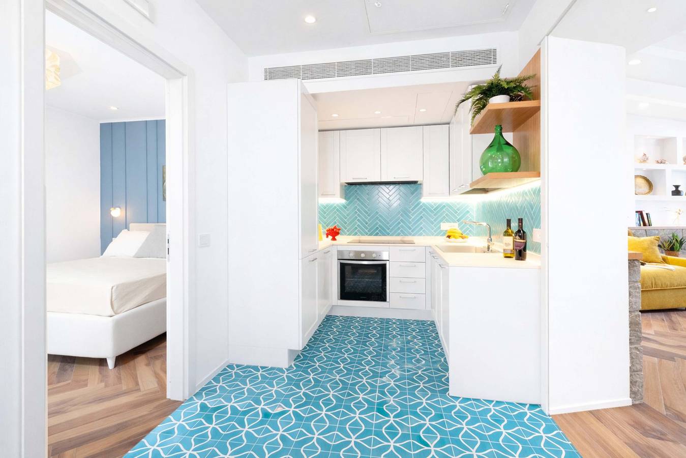 Entire apartment, Amore Rentals - Apartment Seapearl Sorrento with Sea View, Near the Beach in Sorrento, Sorrento Coast