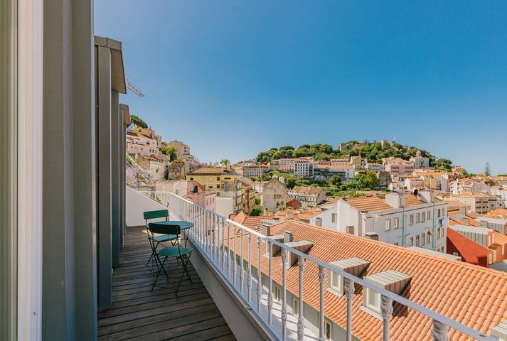 Ganze Wohnung, L8 Graca 2Bdr Pool Castle View & Park in Santa Maria Maior, Costa de Lisboa