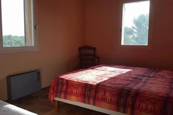 Location de vacances pour 8 personnes, avec Terrasse à La Tour-d'Aigues - 2