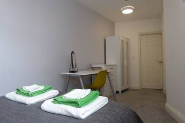 Apartment for 6 People in Chester, Cheshire, Photo 3
