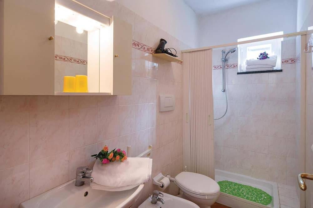 Schönes Haus mit 1 Schlafzimmer in. in Facciù, Moneglia
