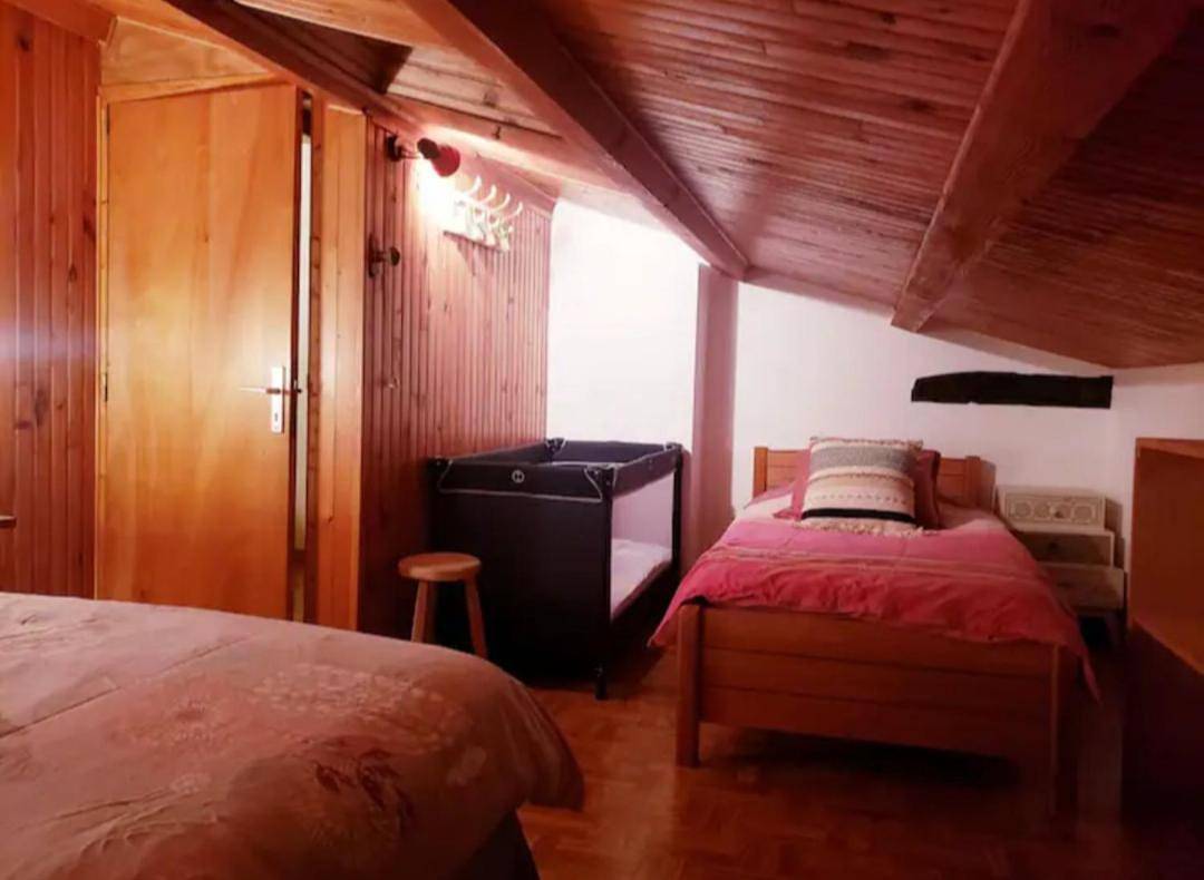 Two-Bedroom House in Vesc, Région de nyons