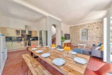 Location de vacances pour 10 personnes, avec terrasse dans Port Gallice