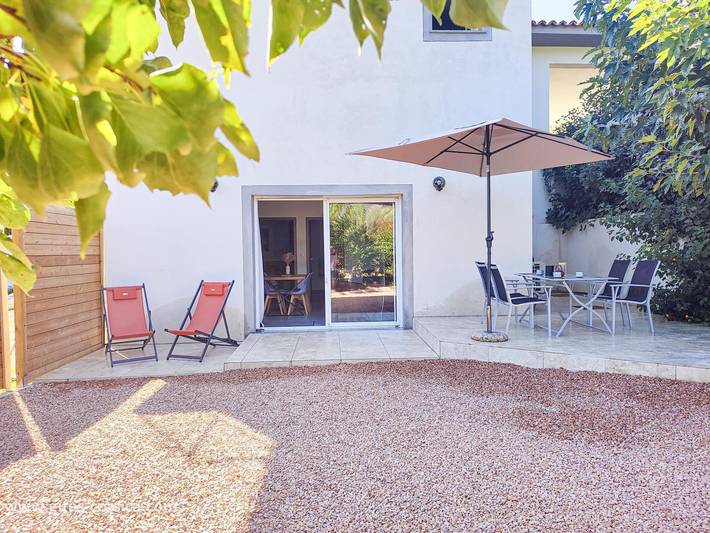 Gîte pour 4 personnes, avec Terrasse ainsi que Jardin et Vue