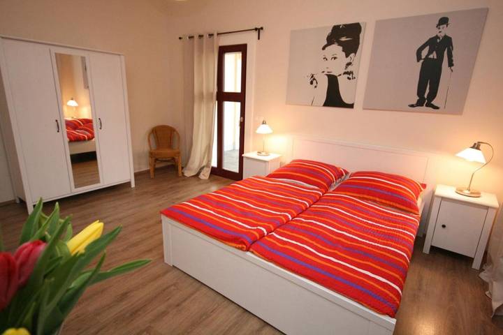 BnB für 7 Personen, mit Terrasse und Garten sowie Ausblick in Görlitz