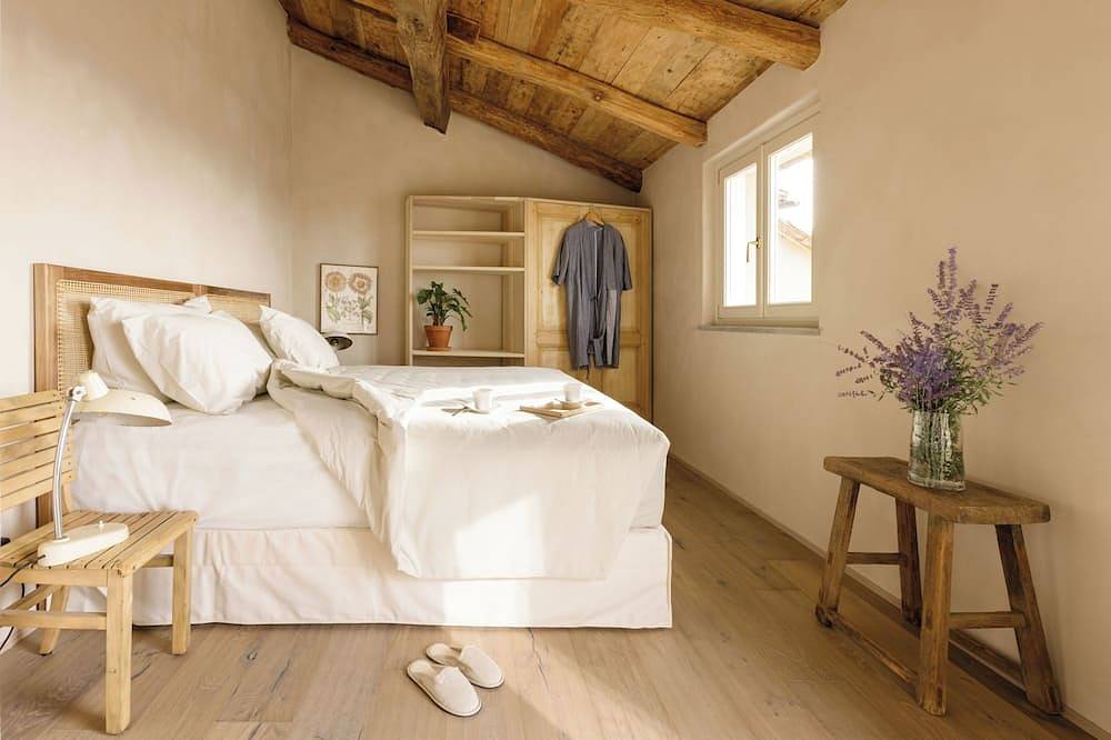 Mon Suite  in Monforte d'Alba, Langhe