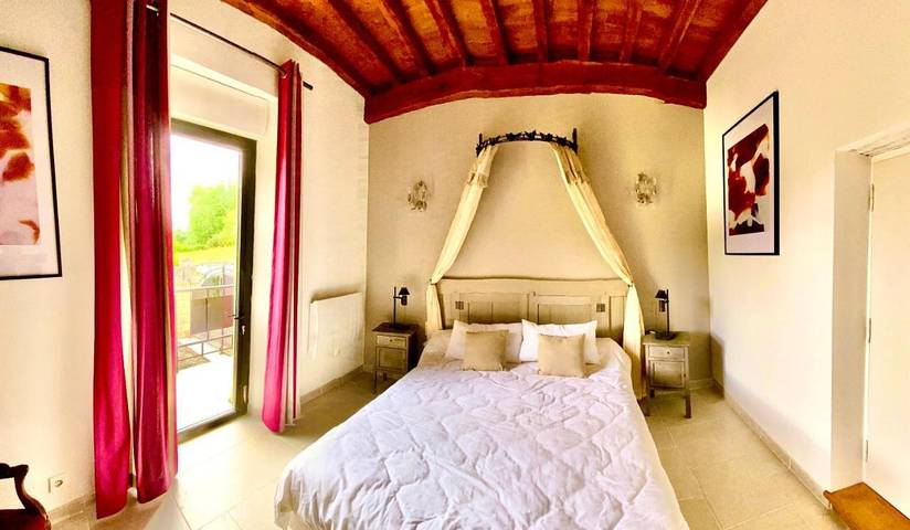 Gîte pour 2 personnes, avec vue ainsi que jardin et balcon à Berbiguières - 2