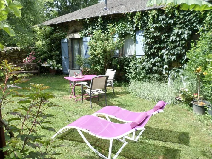 Holiday home for 4 people, with view and garden, with pets - 1