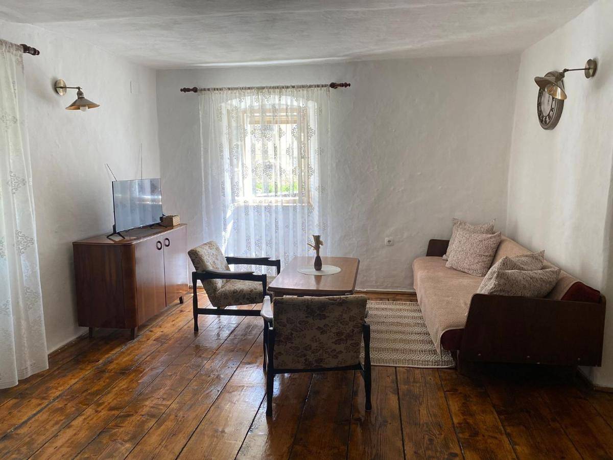 Cultural monument House Vecchia in Prozor, Lika-Senj