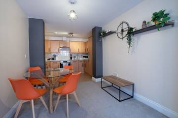 Apartment for 4 People in Bournemouth, South West England, Photo 4