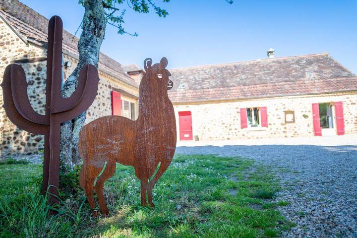 Chambre d’hôte pour 2 personnes, avec Terrasse ainsi que Jardin et Piscine