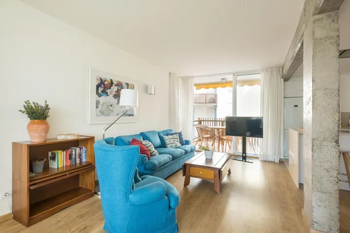 Apartamento de vacaciones para 6 personas, con terraza además de piscina y vistas - 1