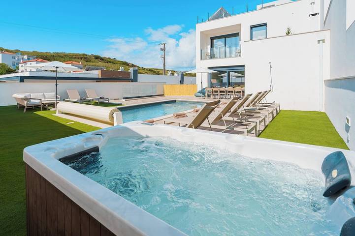 Ferienhaus für 10 Personen, mit Whirlpool und Garten