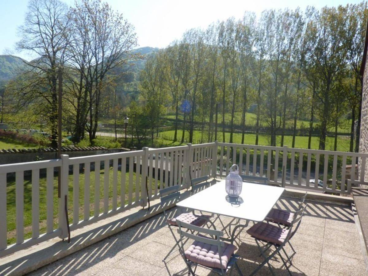 Holiday Home in Mandailles-Saint-Julien, Région d'Aurillac