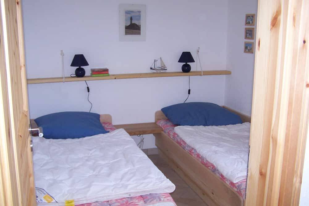 Ganze Wohnung, Ostseebad Nienhagen Bungalow beheizbar am Jagdweg mit 2 separaten Schlafzimmern in Nienhagen, Rostock und Umgebung