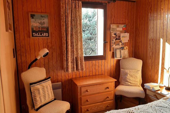 Gîte pour 10 personnes, avec jardin à Chabottes - 4