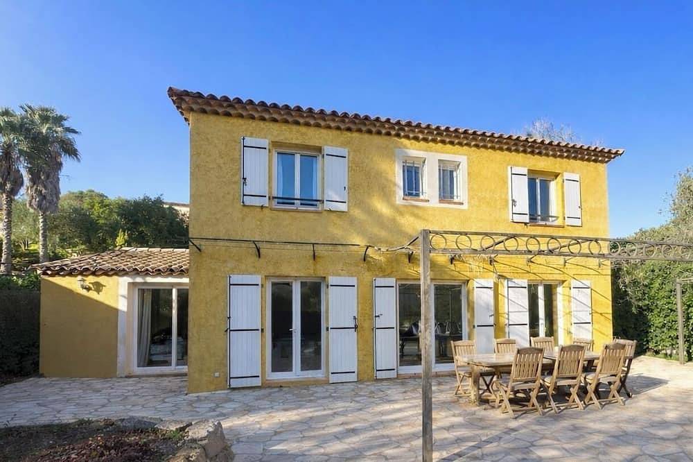 5-bedroom villa with pool in Pégomas, Mediterranean Coast (France)