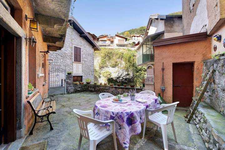 Location de vacances pour 6 personnes, avec vue sur le lac et balcon à Argegno - 3